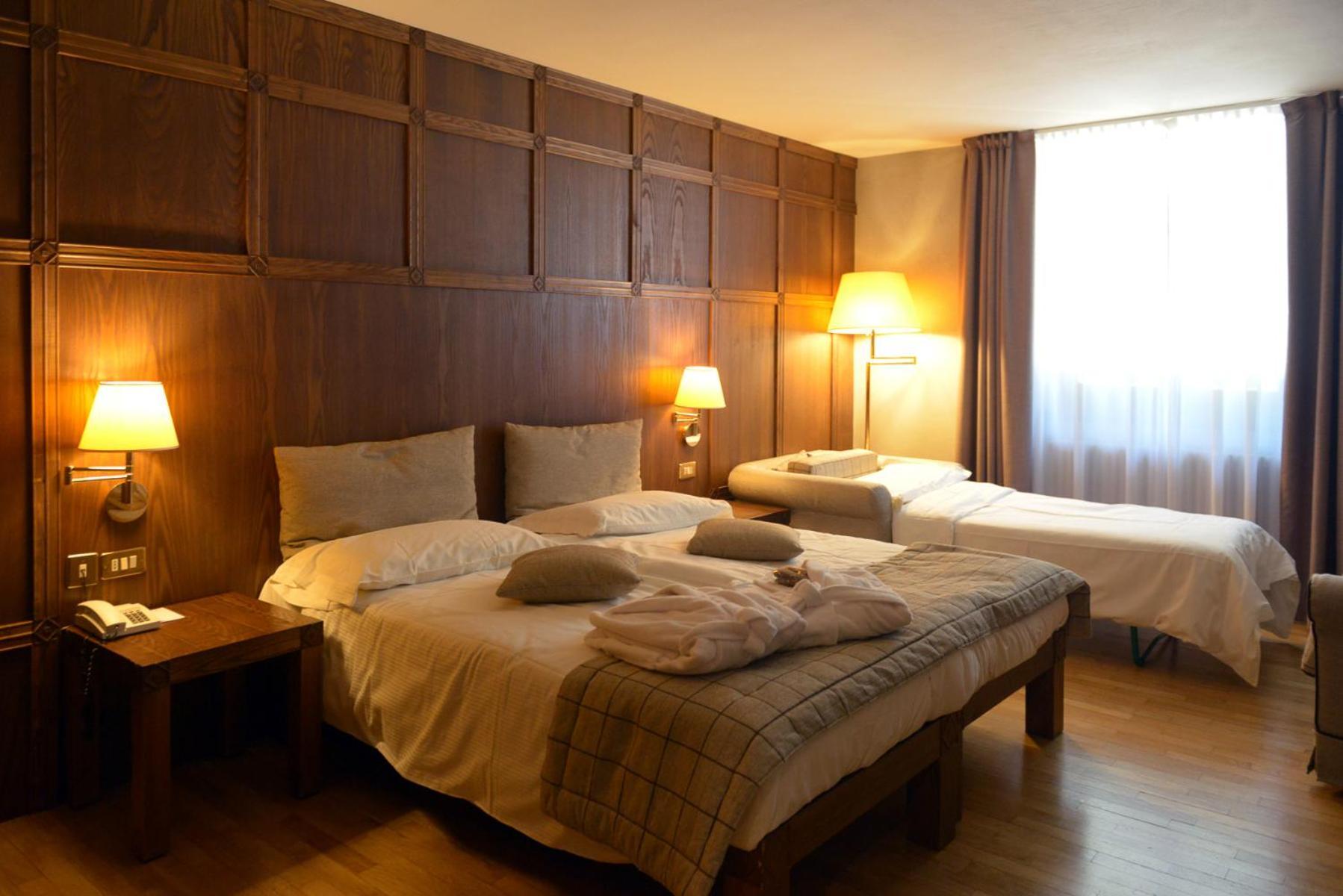 Double or Twin Room with Extra Bed